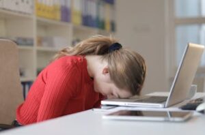 How Sleep Affects Eye Health: Tips for Better Sleep and Vision