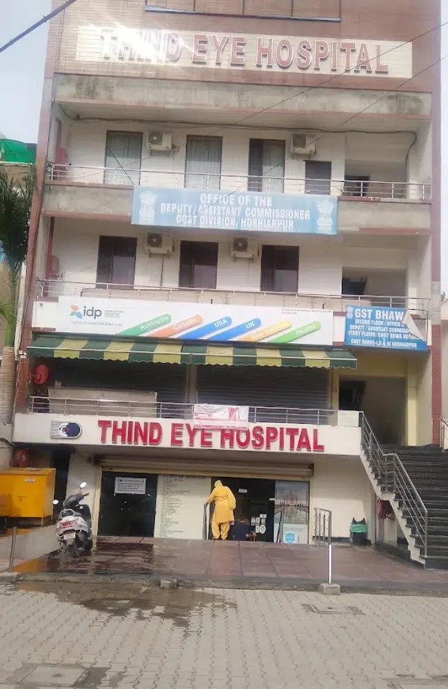 BEST EYE HOSPITAL IN Hoshiarpur